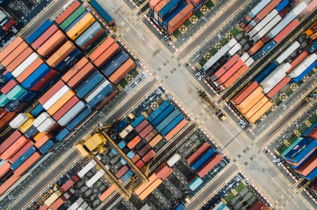 shanghai_remains_worlds_top_container_port